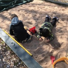 MŠ - čarodějnice, zahrada