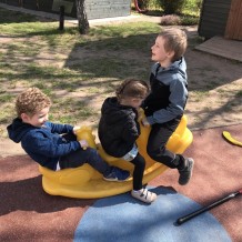 MŠ - čarodějnice, zahrada