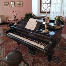 IV. A - Výlet do Chlumce nad Cidlinou na zámek Karlova Koruna