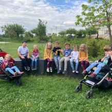 MŠ - divadelní představení "SLOŽ SI"  divadlo Drak