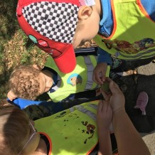 MŠ - Venku na procházce, na hřišti